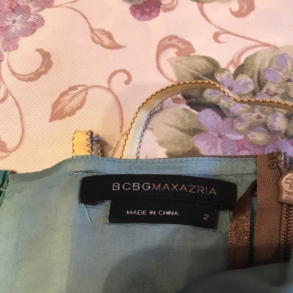 BCBG GENERATION FABULOUS COTTON DRESS - Picture 9 of 15